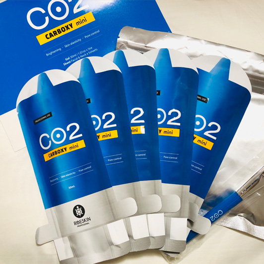 大人気！！カーボキシー炭酸ガスパック！！